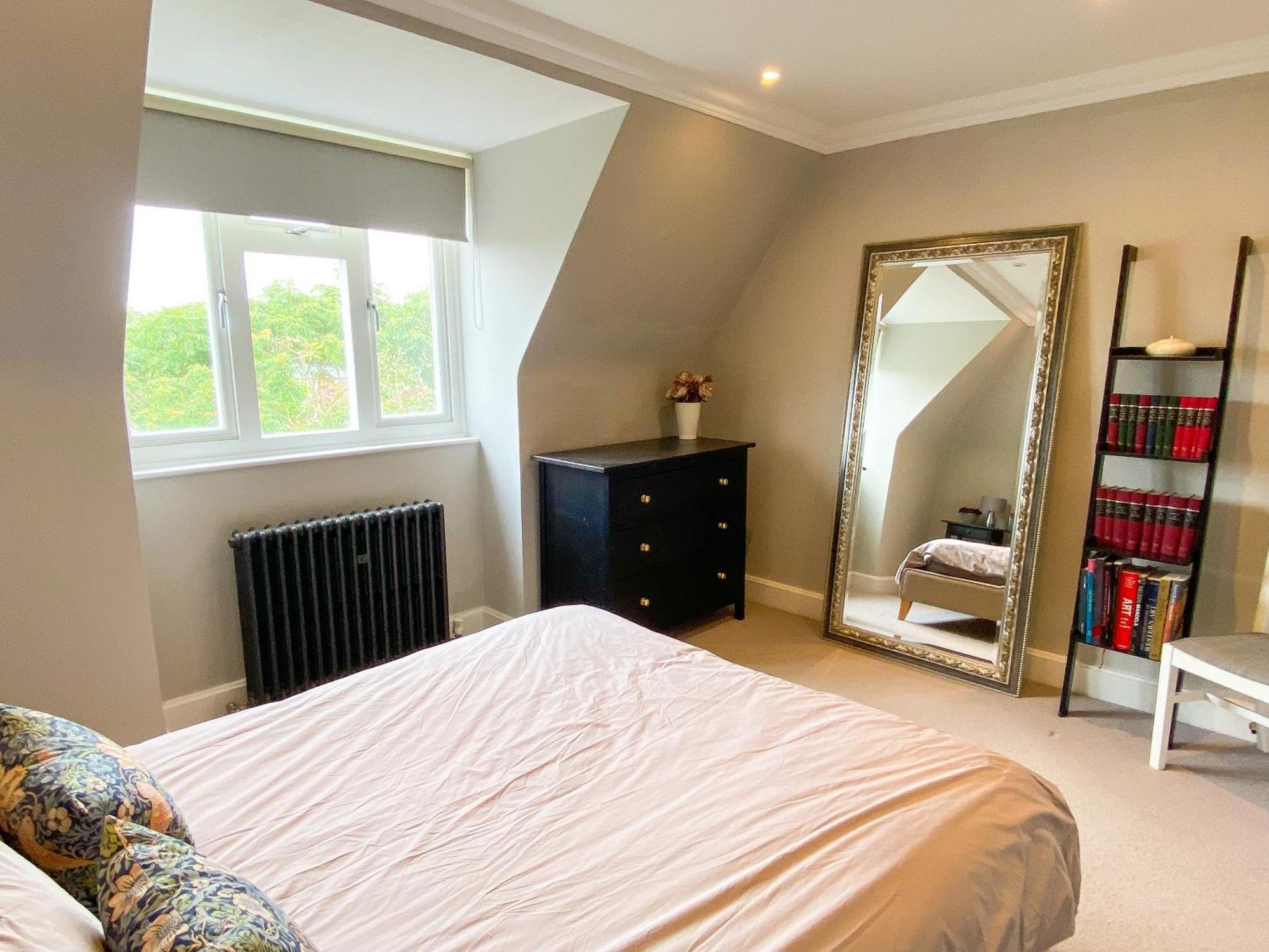 Exquisite Floor Flat Heart Of Chelsea London